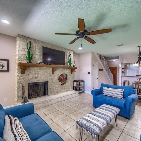 The Iron Cactus Condo On The Comal Cw C102 New Braunfels Exteriör bild