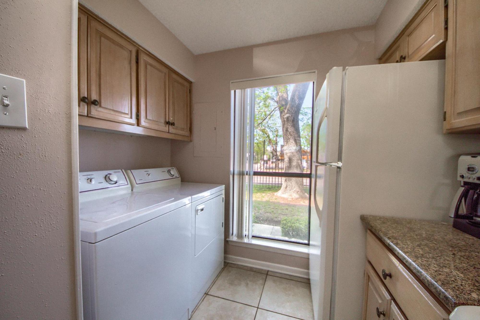 The Iron Cactus Condo On The Comal Cw C102 New Braunfels Exteriör bild