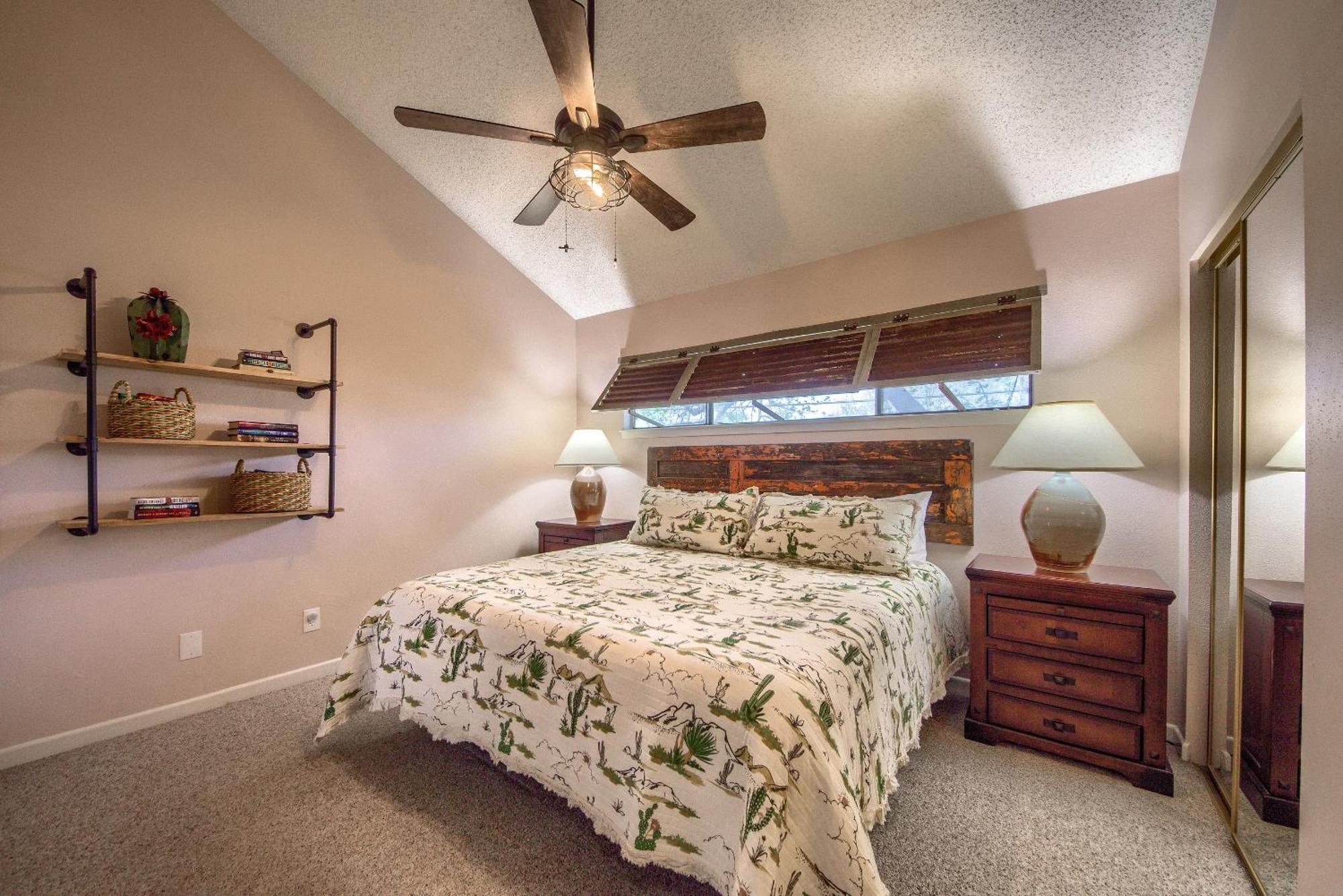 The Iron Cactus Condo On The Comal Cw C102 New Braunfels Exteriör bild
